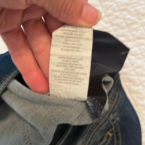 Women’s size 14 pull on jeans. Cotton/poly/viscose/spandex blend. Dark denim. - Picture 10 of 10